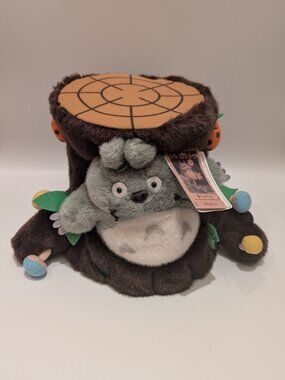 Studio Ghibli Totoro Plush in Tree Stump House • Removable Plush • Japan • NWT